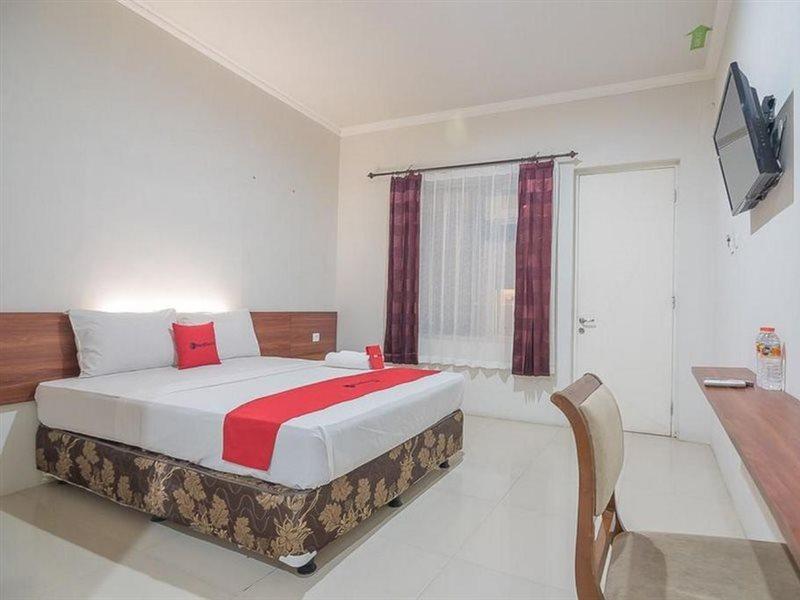 Reddoorz Near Alun Alun Subang Hotel Eksteriør billede