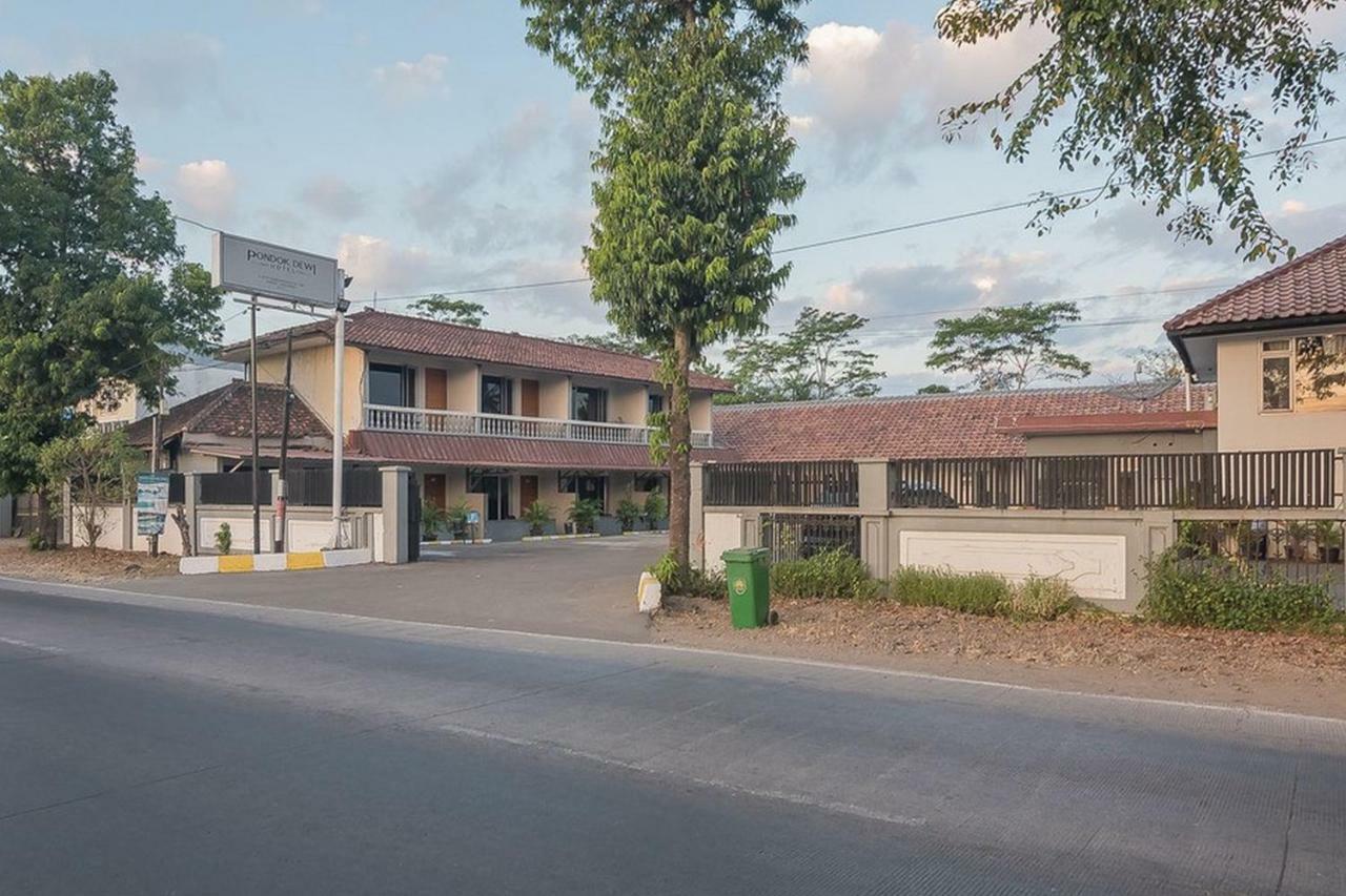 Reddoorz Near Alun Alun Subang Hotel Eksteriør billede