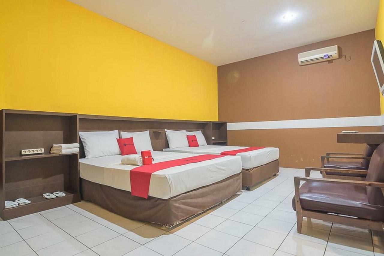 Reddoorz Near Alun Alun Subang Hotel Eksteriør billede