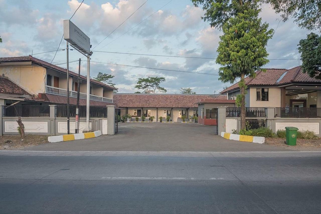 Reddoorz Near Alun Alun Subang Hotel Eksteriør billede
