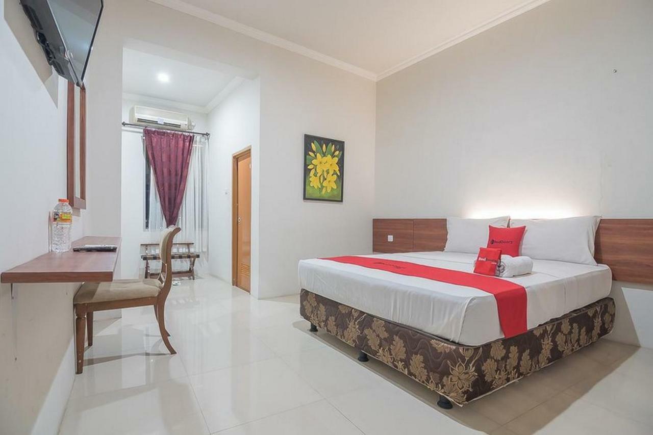 Reddoorz Near Alun Alun Subang Hotel Eksteriør billede
